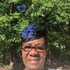 Meet your Posher, Cora